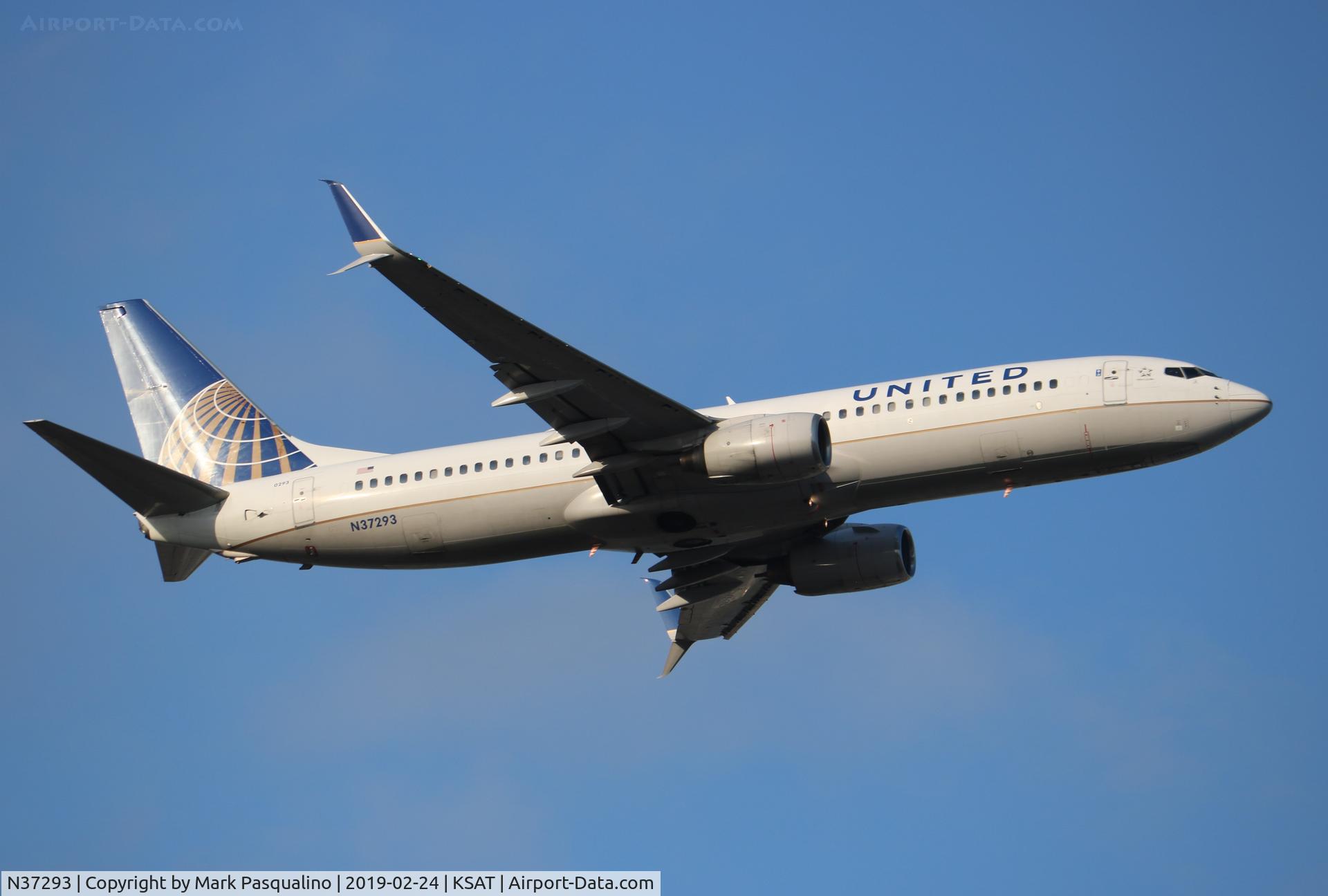 N37293, 2005 Boeing 737-824 C/N 33453, Boeing 737-824