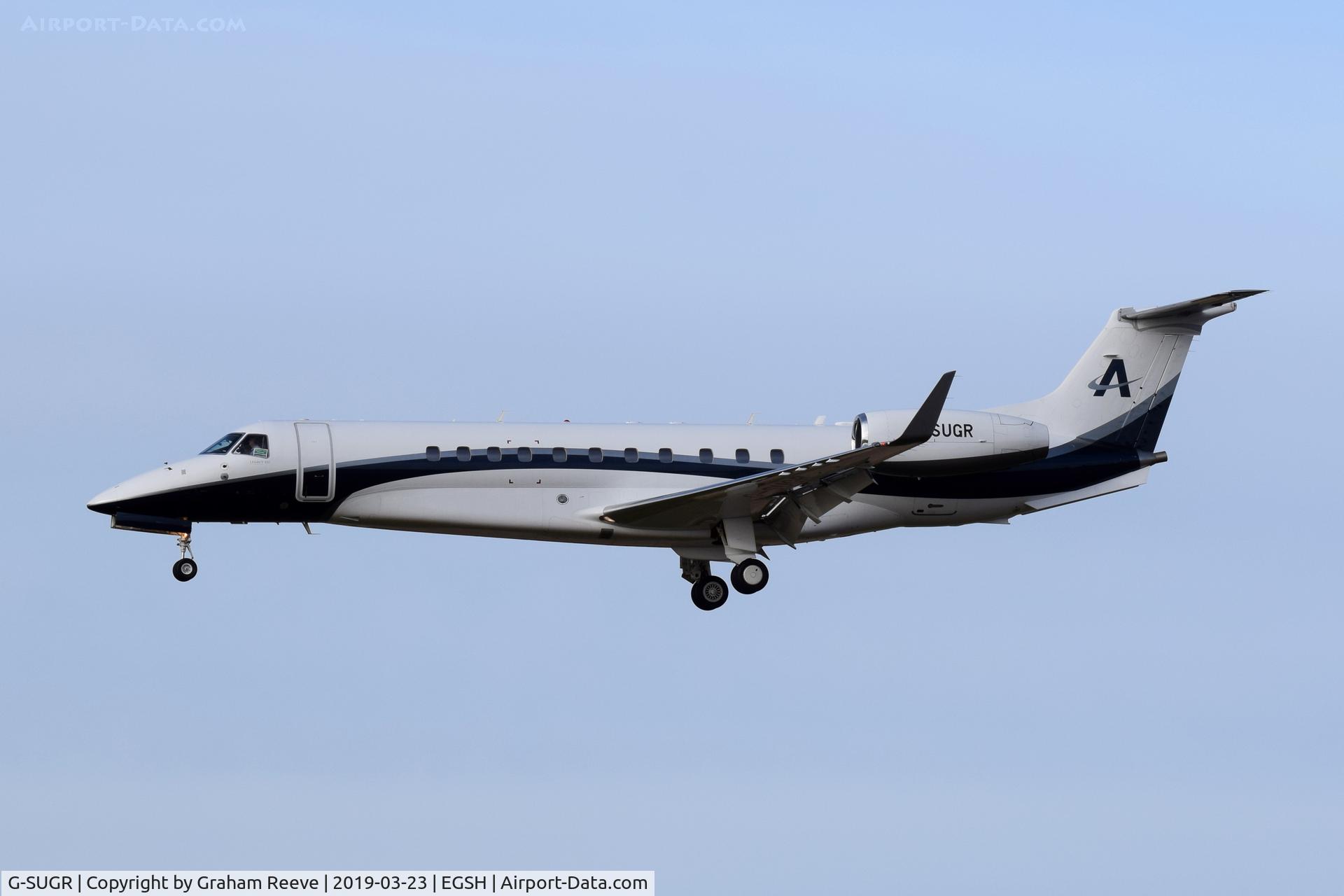 G-SUGR, 2014 Embraer EMB-135BJ Legacy 650 C/N 14501199, Landing at Norwich.