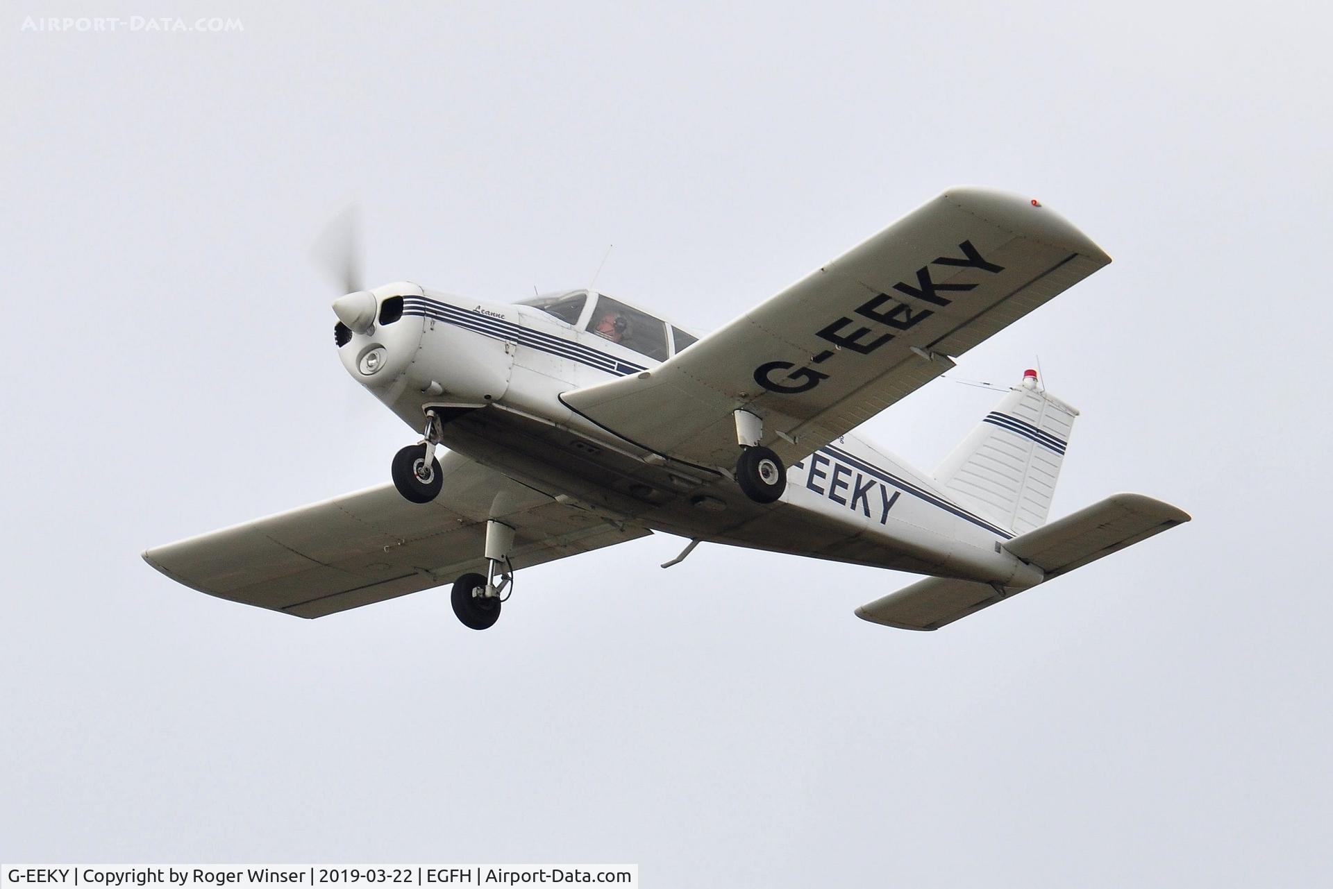 G-EEKY, 1969 Piper PA-28-140 Cherokee C/N 28-25422, Visiting Cherokee.
