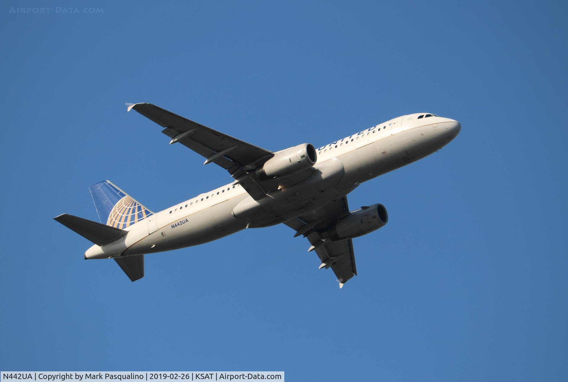 N442UA, 1998 Airbus A320-232 C/N 780, Airbus A320-232