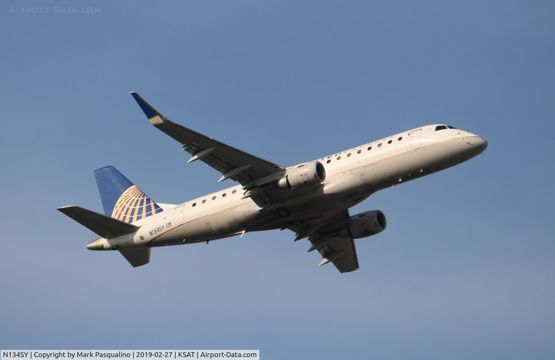 N134SY, 2015 Embraer 175LR (ERJ-170-200LR) C/N 17000458, ERJ-170-200LR