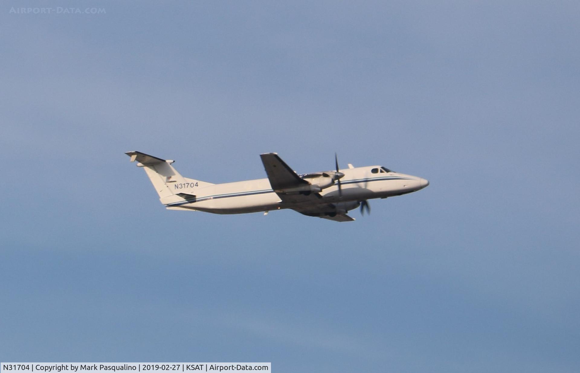 N31704, 1984 Beech 1900C C/N UB-12, Beech 1900C