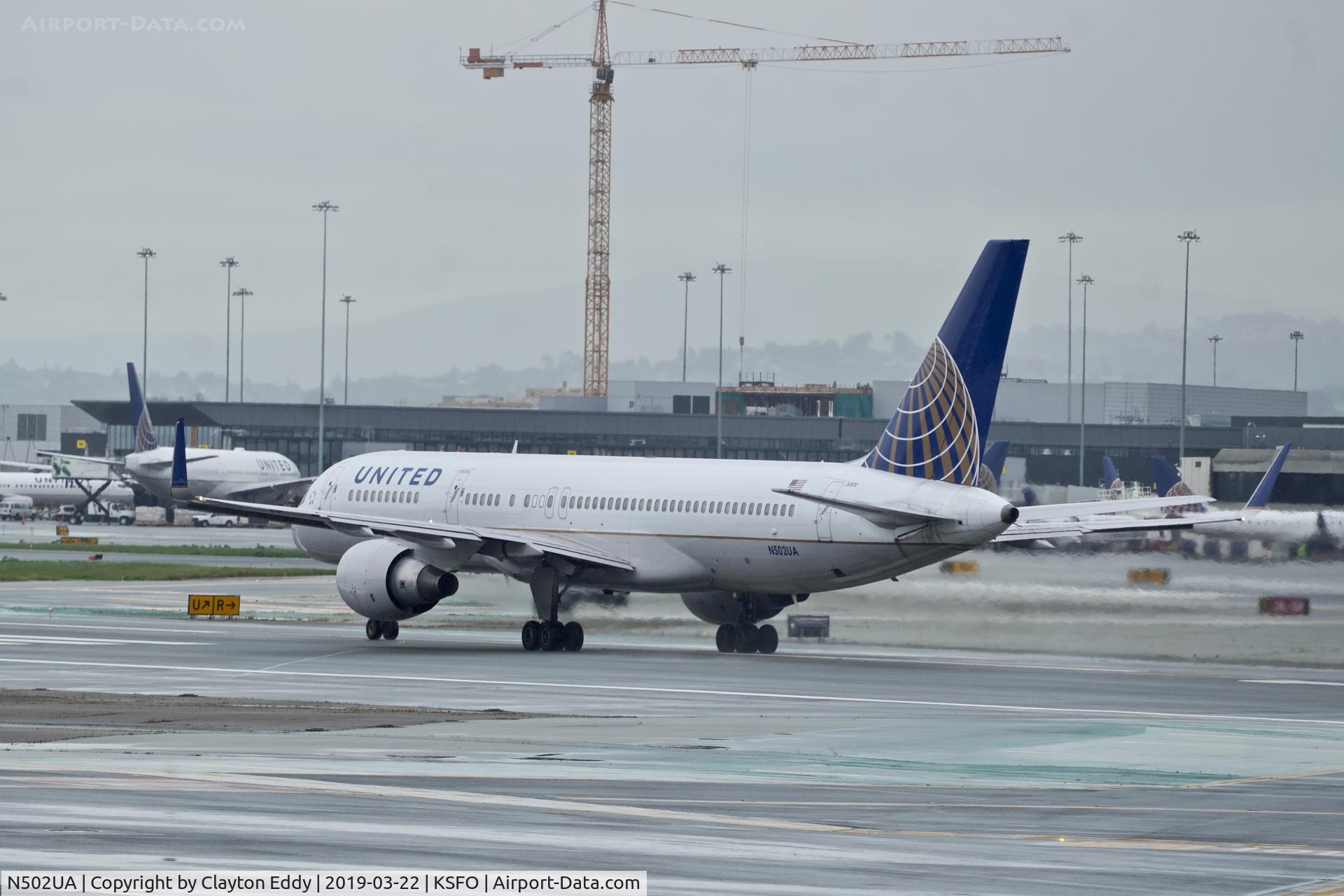 N502UA, 1989 Boeing 757-222 C/N 24623, Departing runway 10. SFO 2019.