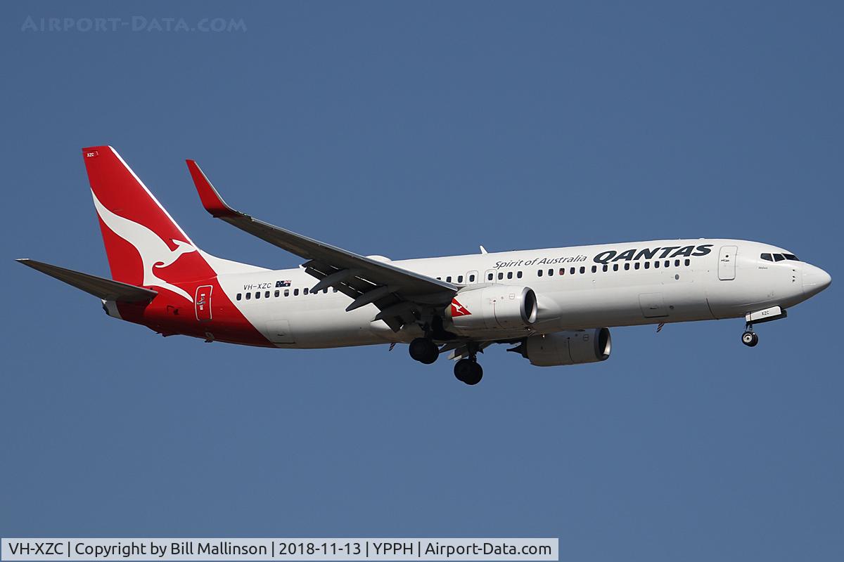 VH-XZC, 2012 Boeing 737-838 C/N 39361, finals