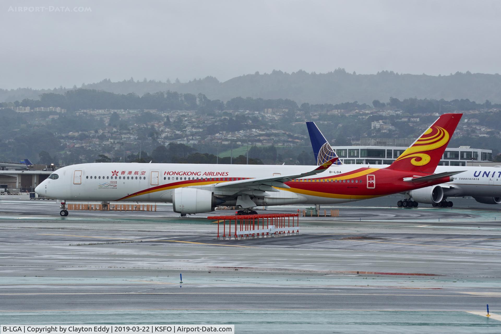 B-LGA, 2017 Airbus A350-941 C/N 124, SFO 2019.