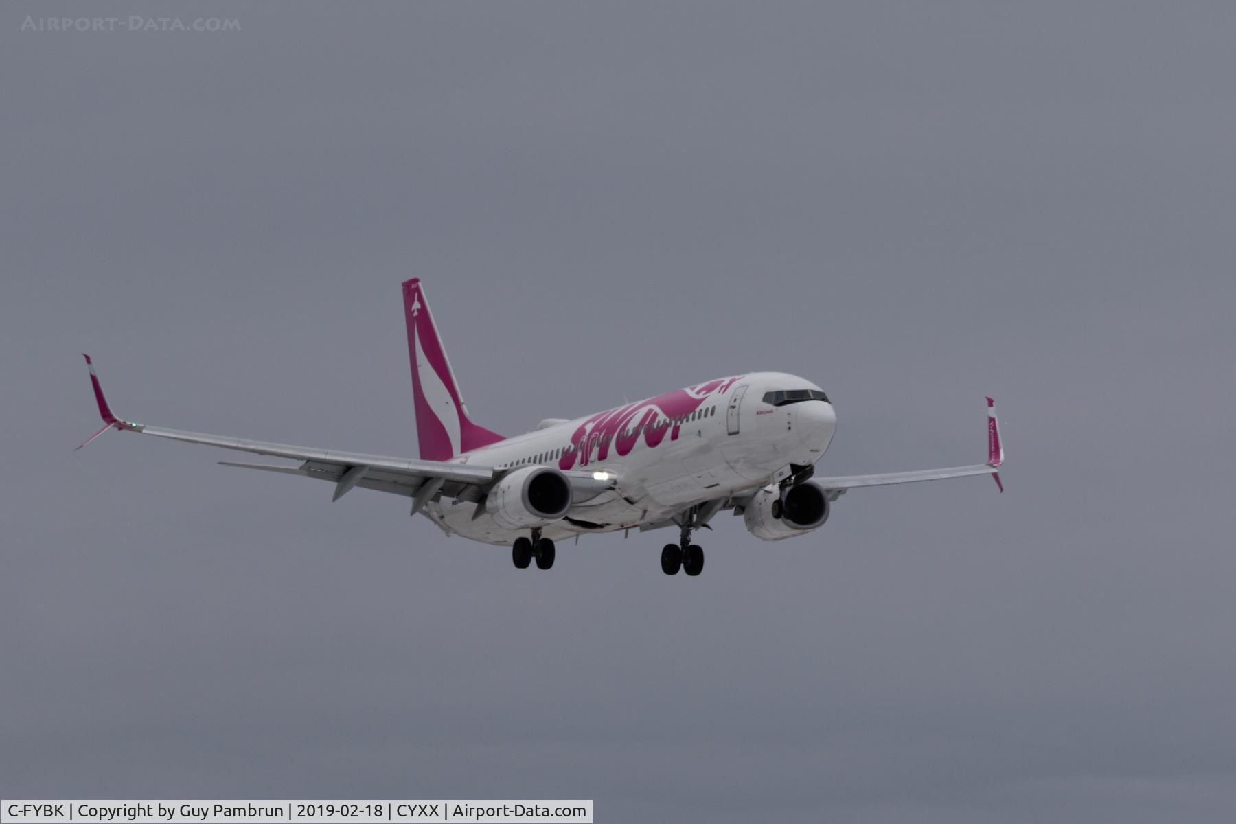 C-FYBK, 2015 Boeing 737-8CT C/N 40-336, Landing