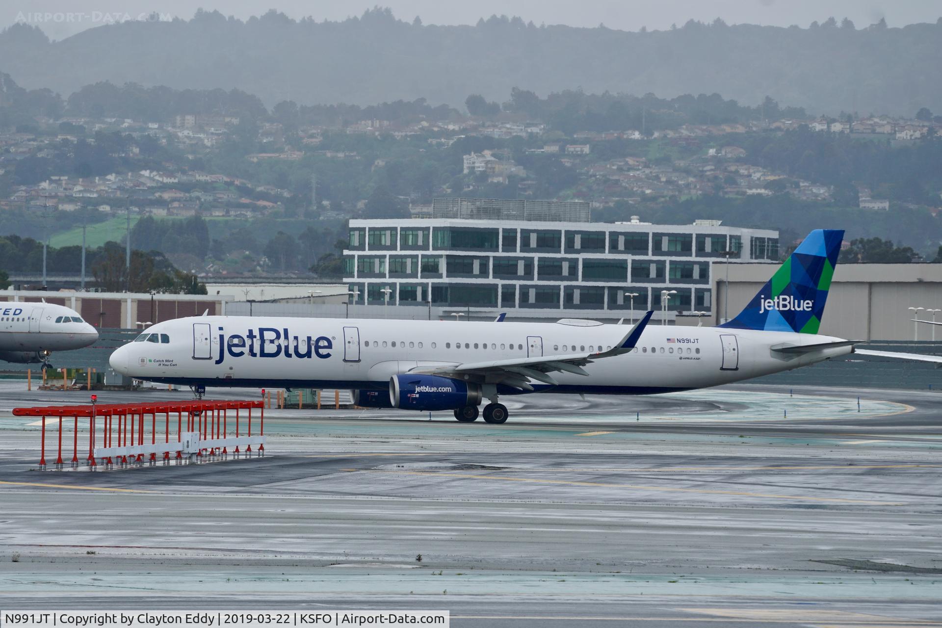 N991JT, 2017 Airbus A320-231 C/N 7994, SFO 2019.