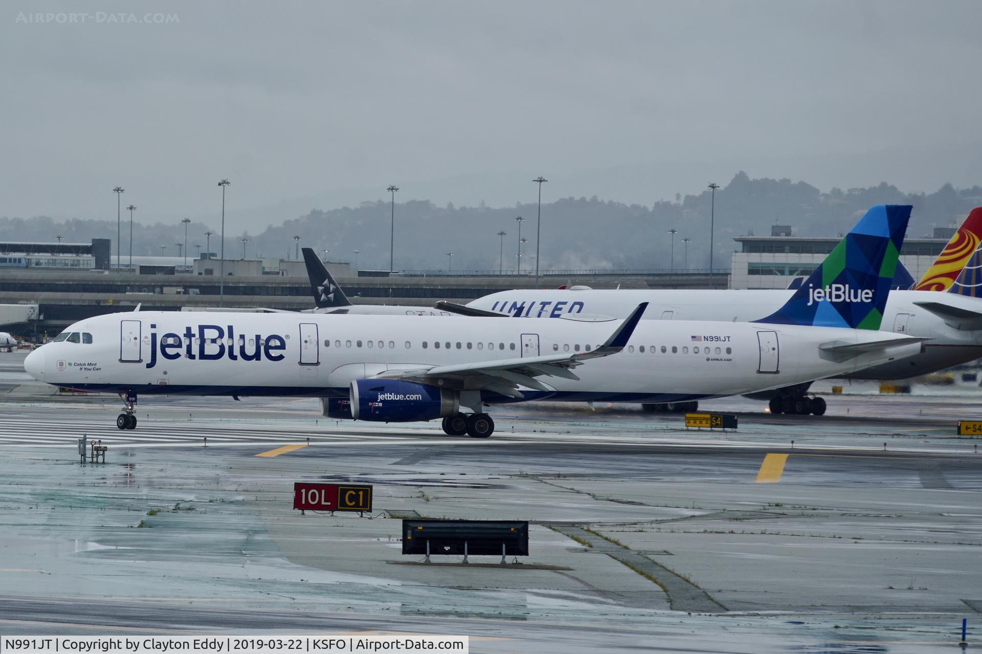 N991JT, 2017 Airbus A320-231 C/N 7994, SFO 2019.