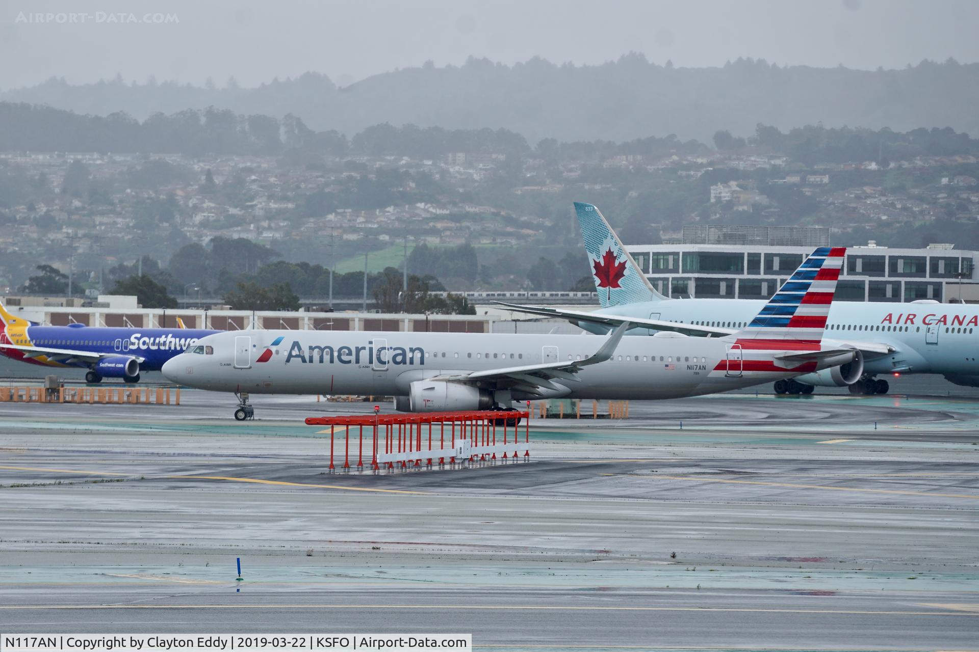 N117AN, 2014 Airbus A321-231 C/N 6094, SFO 2019.