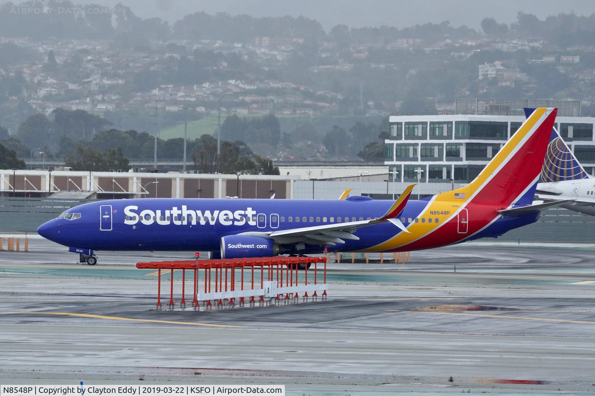 N8548P, 2017 Boeing 737-800 C/N 36968, SFO 2019.