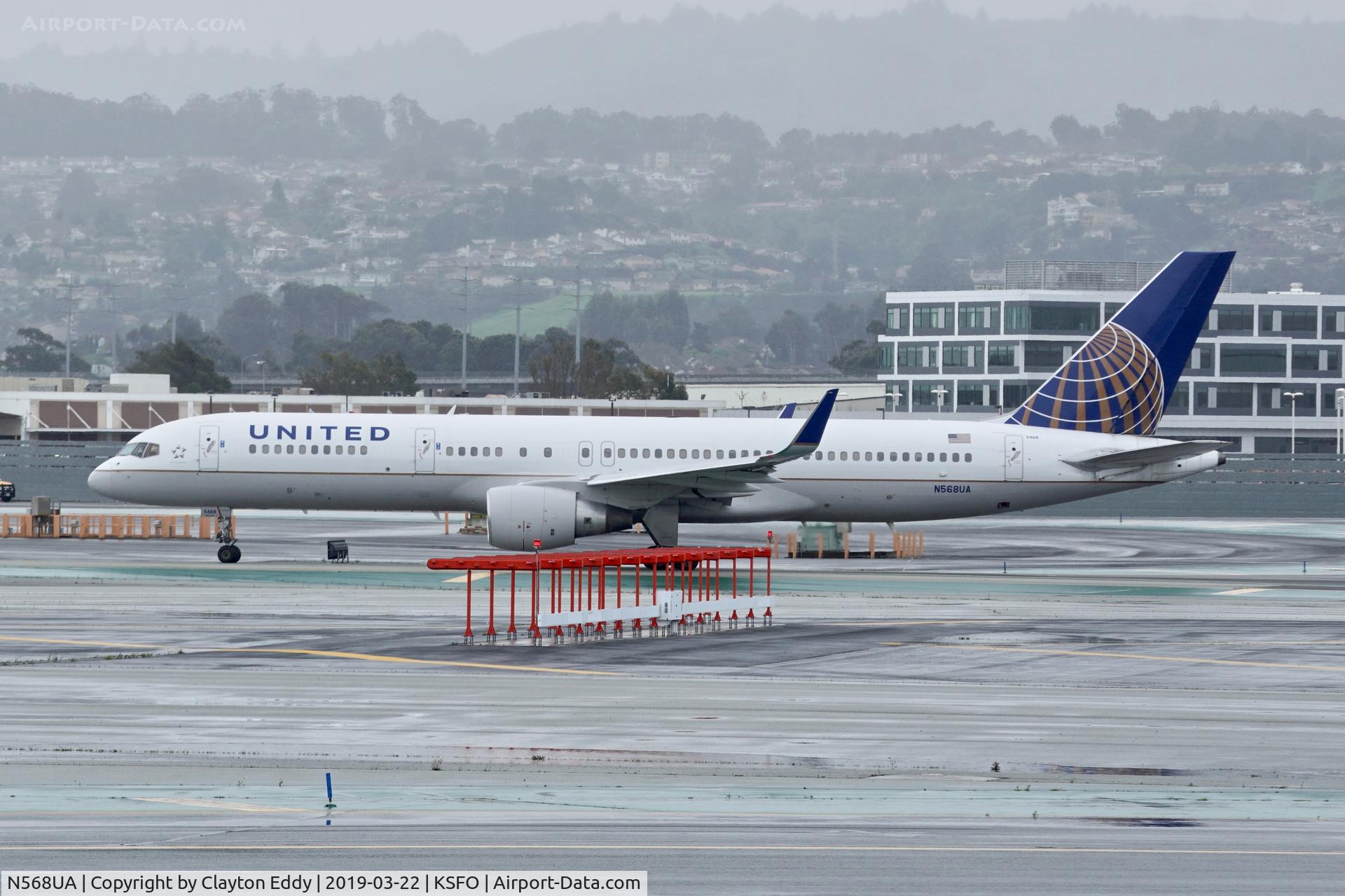 N568UA, 1992 Boeing 757-222 C/N 26674, SFO 2019.