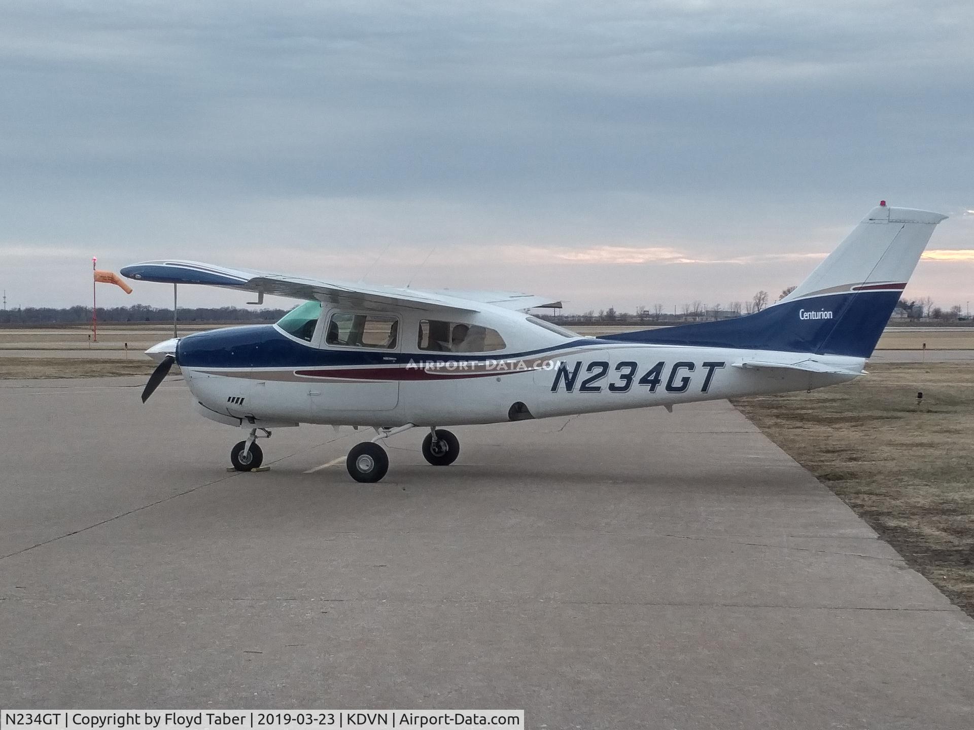 N234GT, 1977 Cessna 210M Centurion C/N 21062155, Landed at KDVN this evening