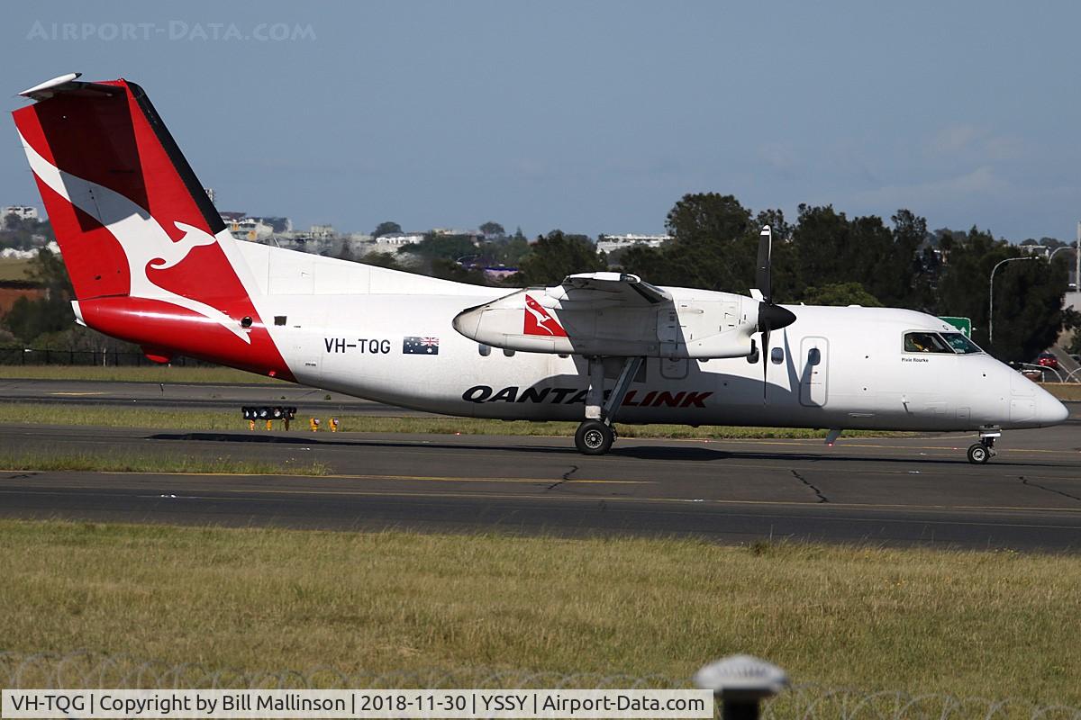 VH-TQG, 1996 De Havilland Canada DHC-8-201 Dash 8 C/N 430, taxiing
