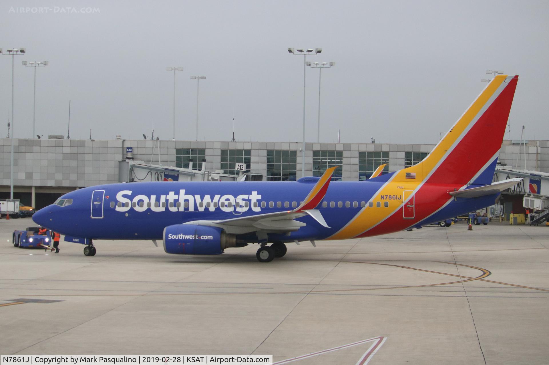 N7861J, 2005 Boeing 737-79P C/N 33008, Boeing 737-79P
