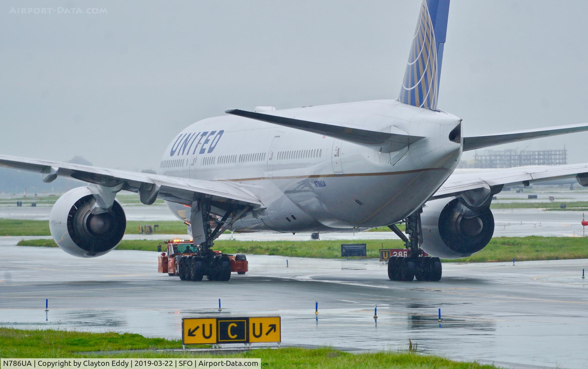N786UA, 1997 Boeing 777-222/ER C/N 26938, SFO 2019.