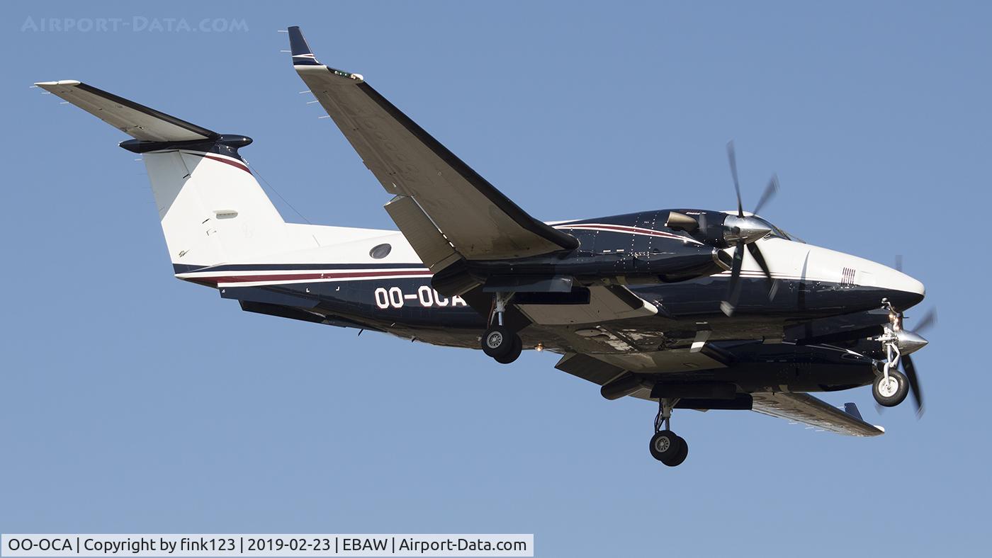 OO-OCA, 2010 Hawker Beechcraft 350i Super King Air (B300) C/N FL-672, 