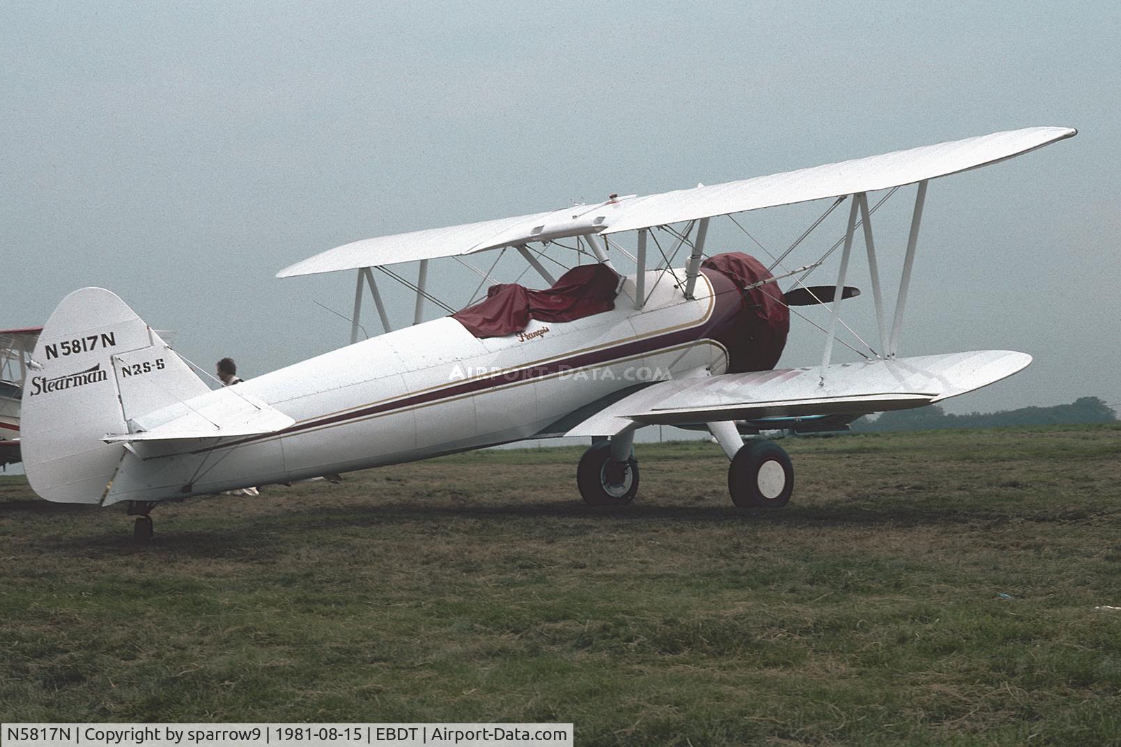 N5817N, 1944 Boeing N2S-5 Kaydet (E75) C/N 75-5238, Oldtimer Rally Schaffen-Diest. Scanned from a slide.