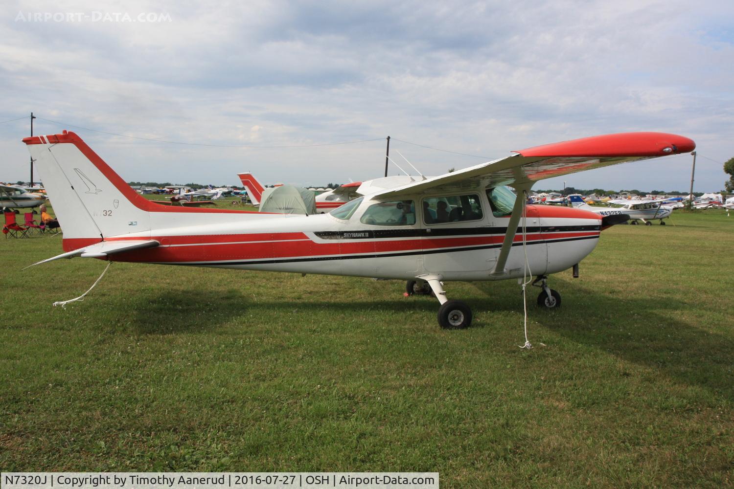 N7320J, 1980 Cessna 172N C/N 17273905, 1980 Cessna 172N, c/n: 17273905, full registration number is only on one side.