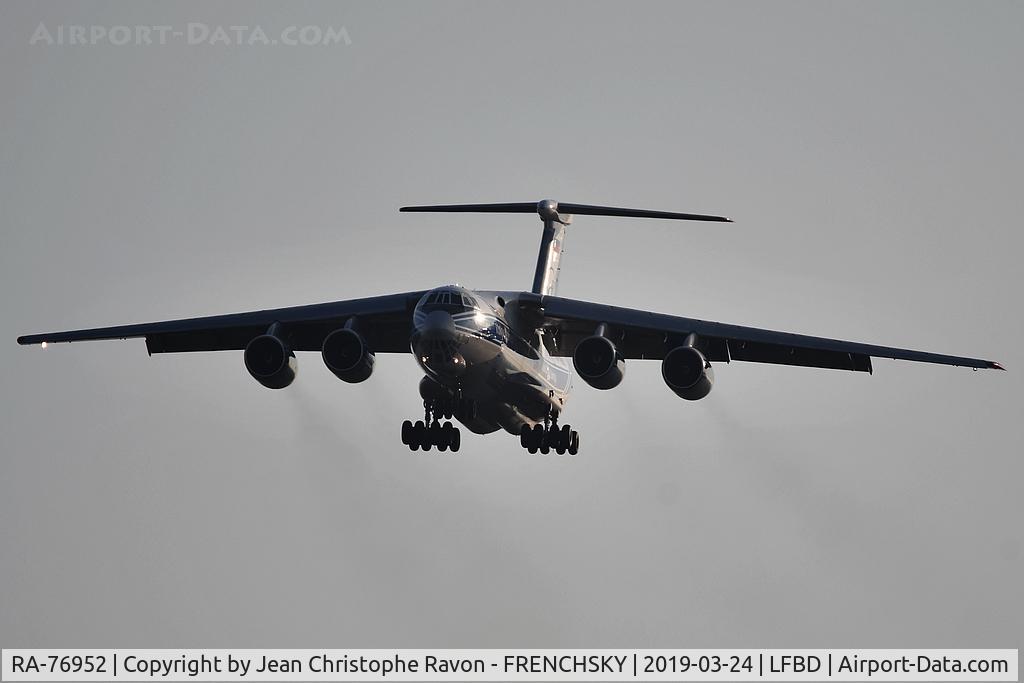 RA-76952, 2010 Ilyushin Il-76TD-90VD C/N 2093422743, Volga-Dnepr Airlines flight VI1851 from Chateauroux landing runway 05