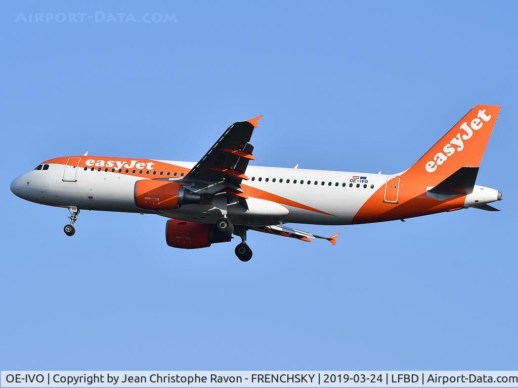 OE-IVO, 2009 Airbus A320-214 C/N 3979, easyJet Europe U24114 from Venice VCE landing runway 05