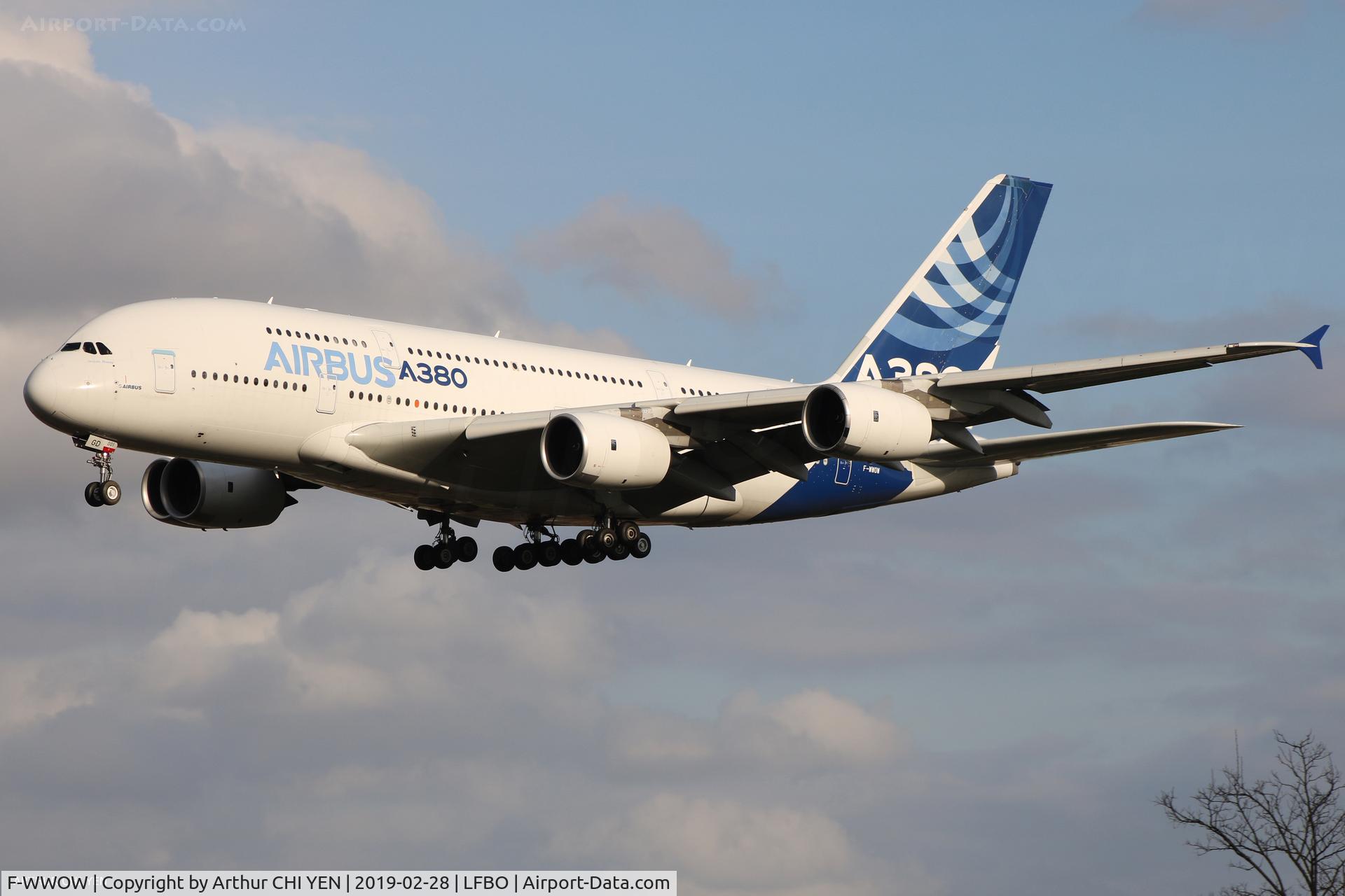 F-WWOW, 2005 Airbus A380-841 C/N 001, First A380 ever made back from flight test.