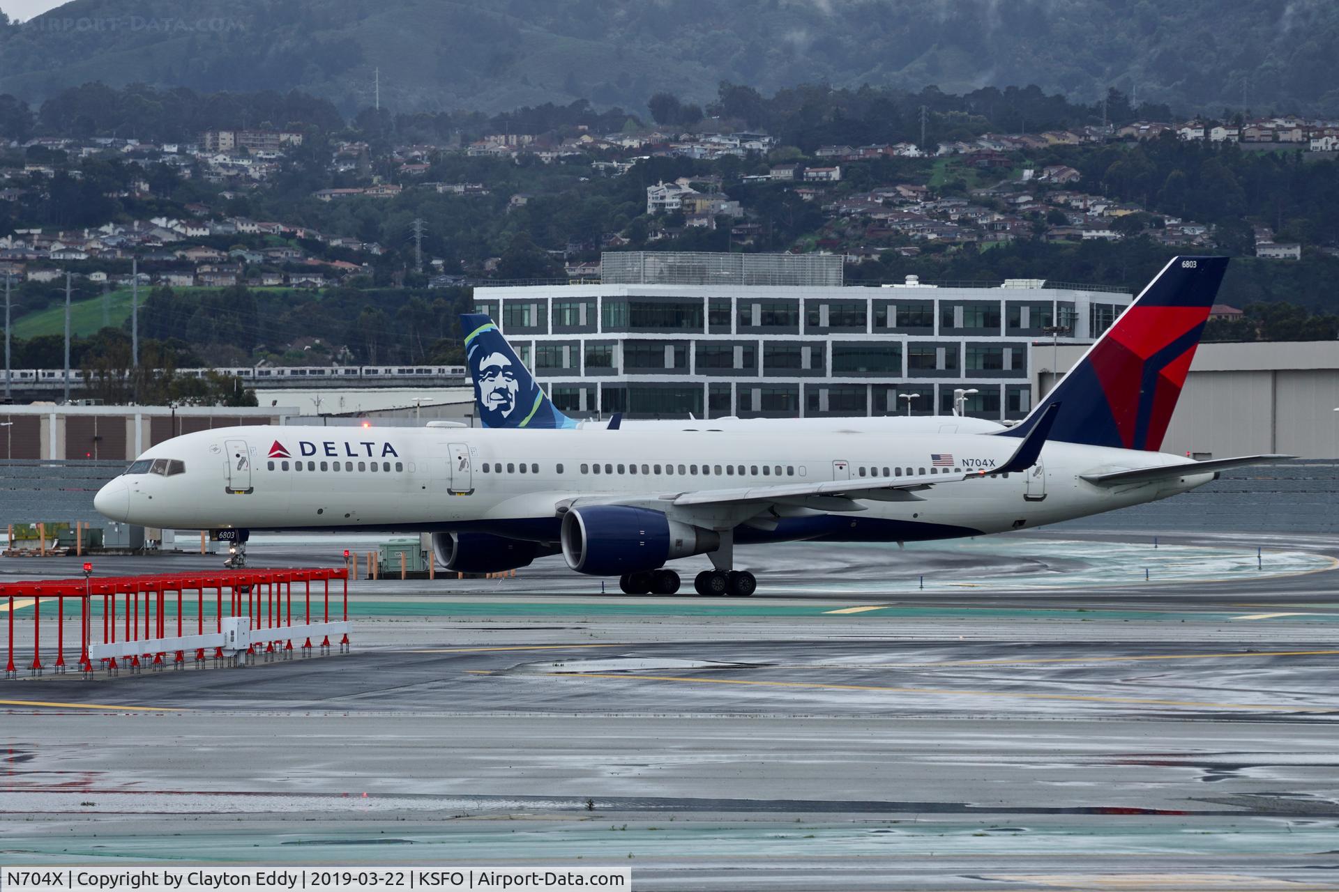 N704X, 1997 Boeing 757-2Q8 C/N 28163, SFO 2019.