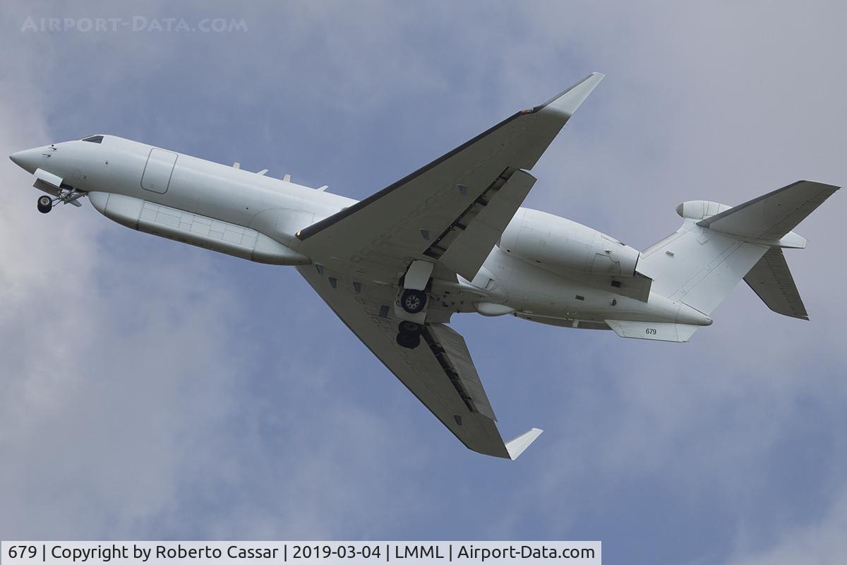 679, 2002 Gulfstream G-V Nachshon Shavit C/N 679, Runway 31