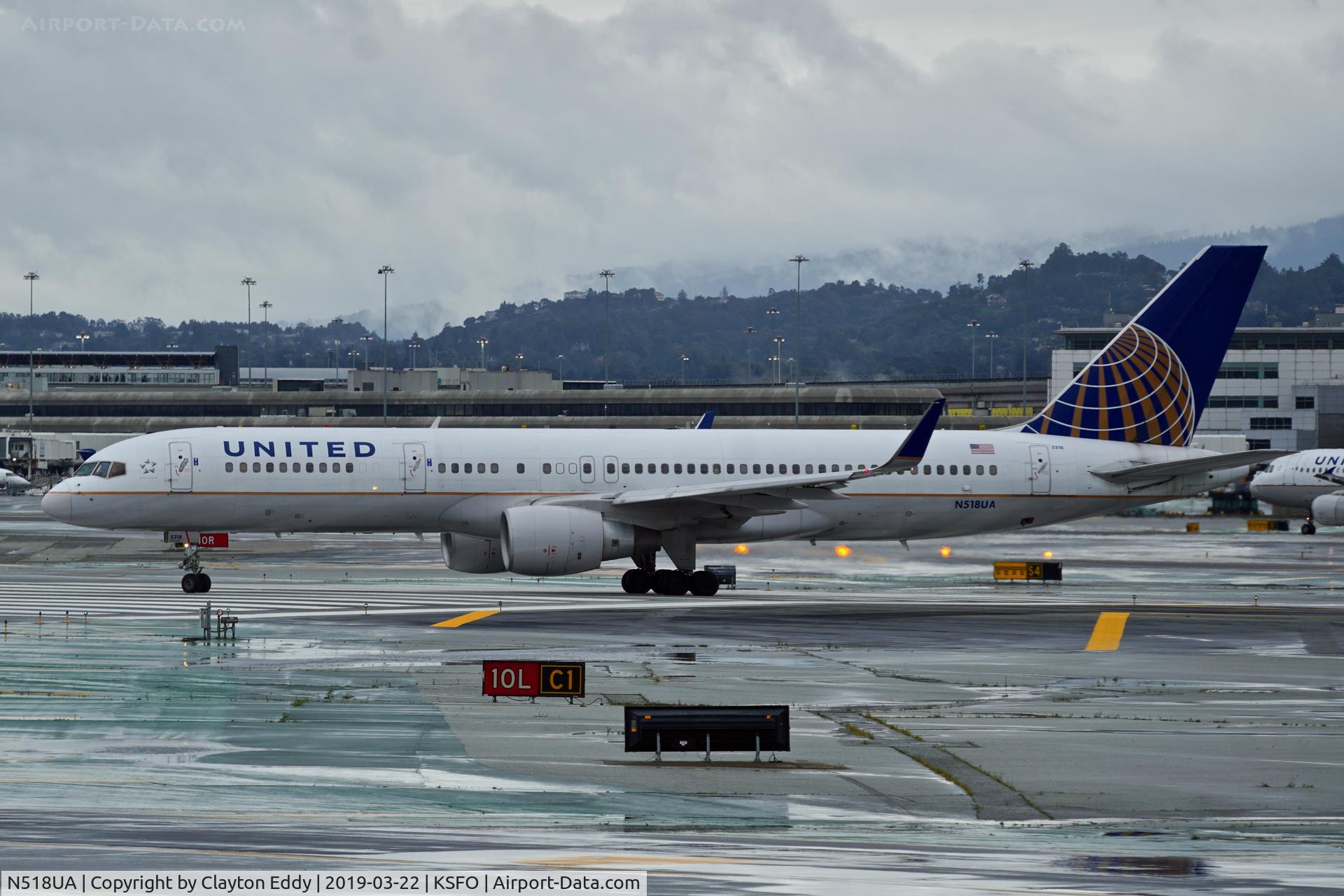N518UA, 1990 Boeing 757-222 C/N 24871, SFO 2019.