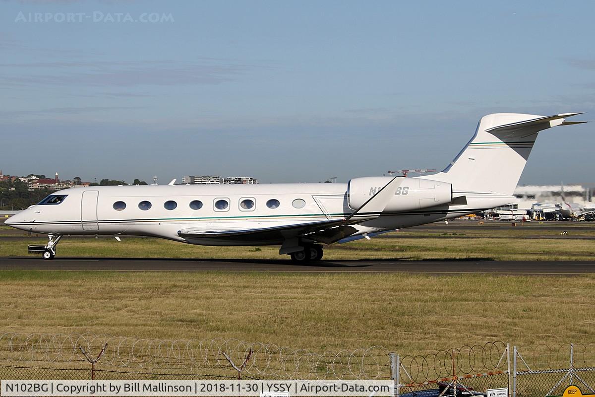 N102BG, 2011 Gulfstream Aerospace G650 (G-VI) C/N 6011, taxiing