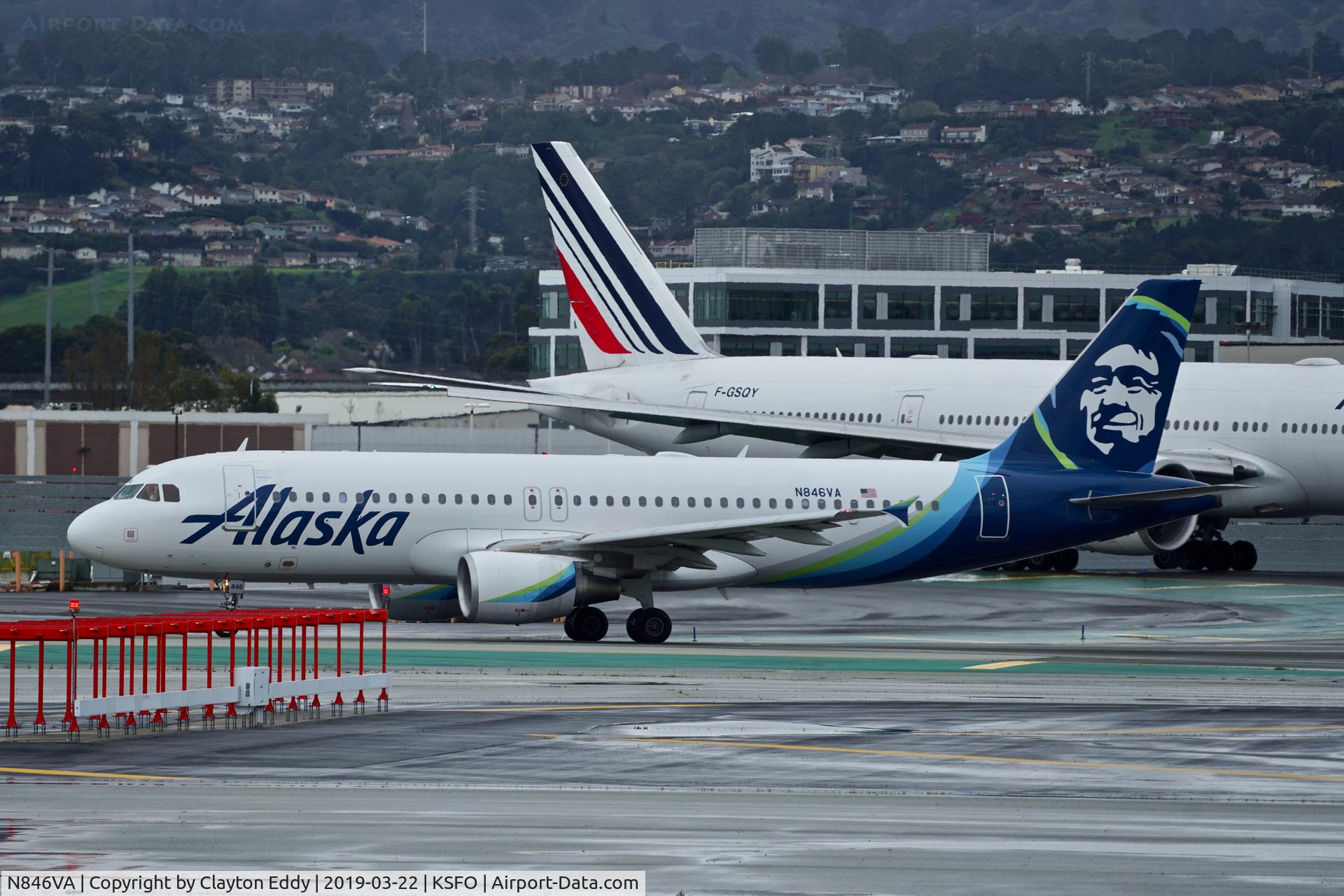 N846VA, 2011 Airbus A320-214 C/N 4894, SFO 2019.