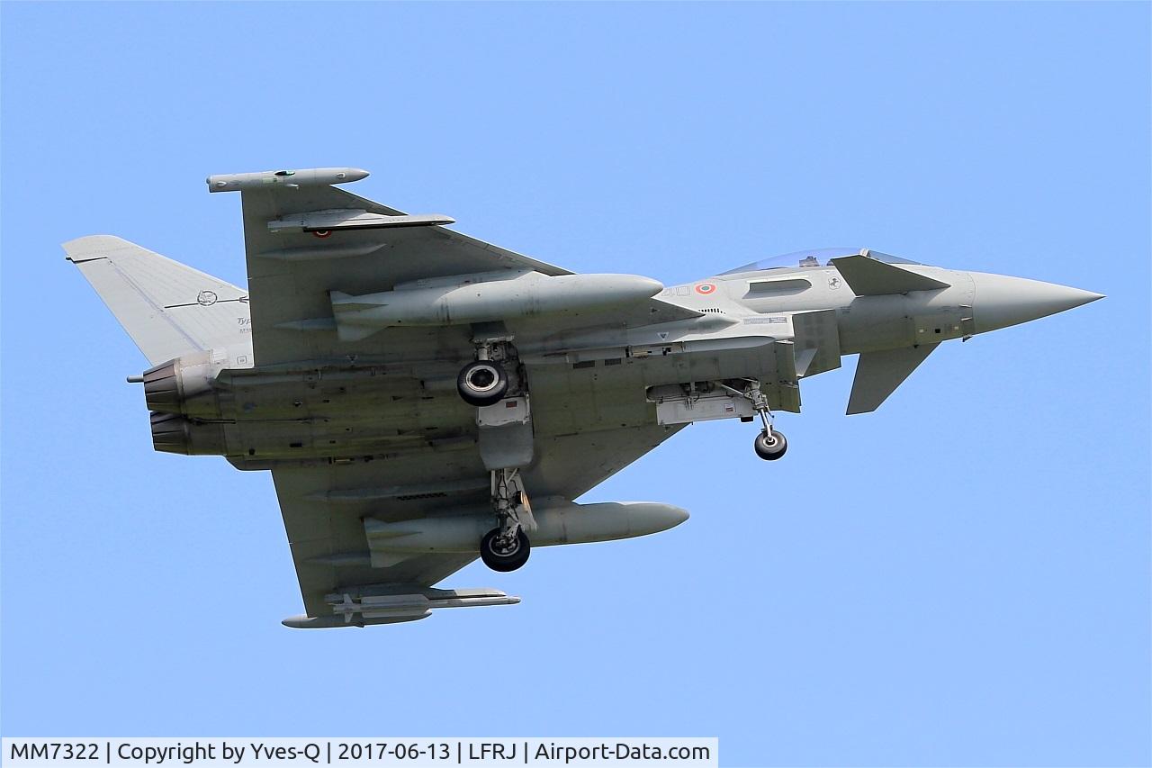 MM7322, Eurofighter EF-2000 Typhoon S C/N IS054, Eurofighter EF-2000 Typhoon S, Short approach rwy 08, Landivisiau Naval Air Base (LFRJ) Tiger Meet 2017
