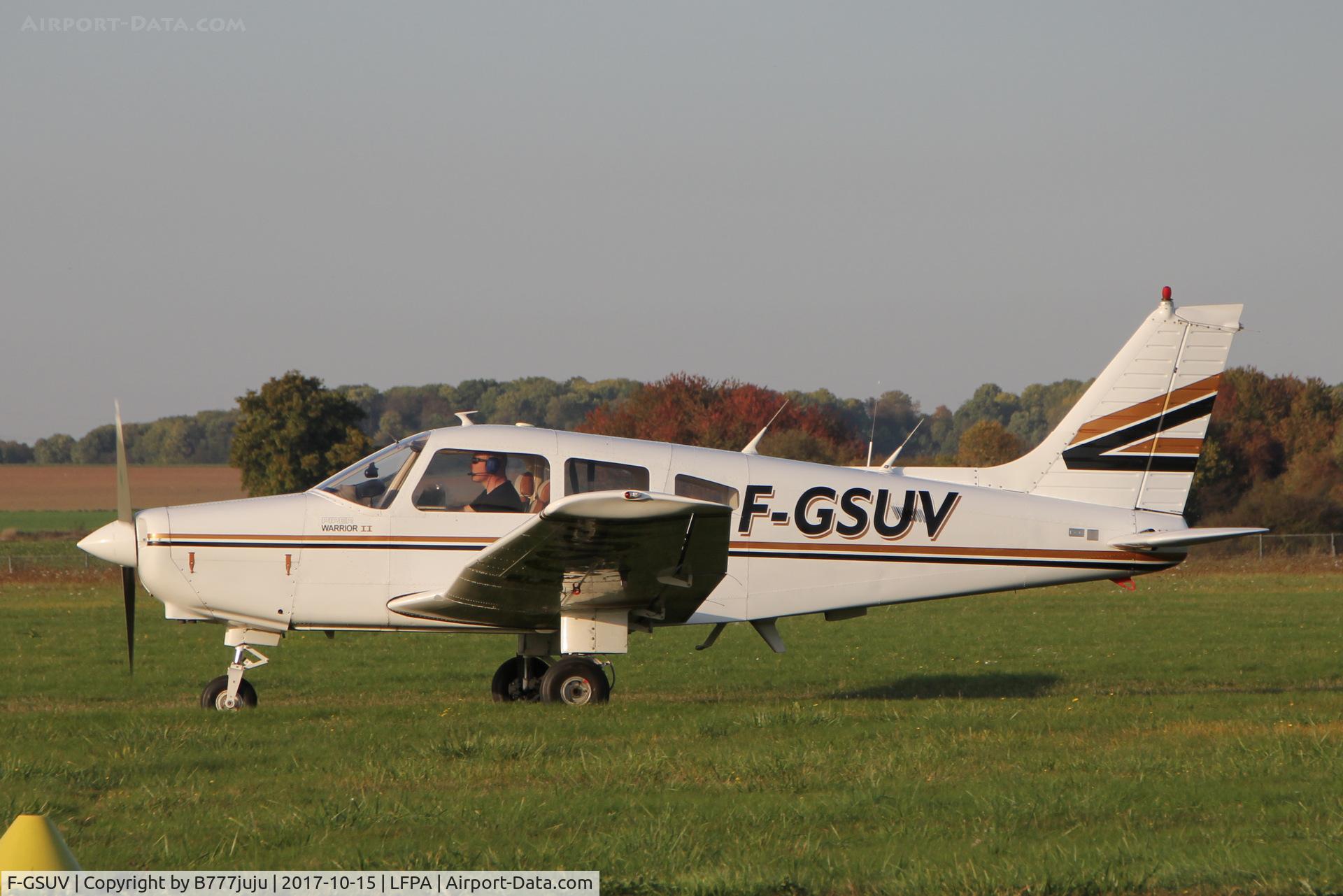 F-GSUV, Piper PA-28-161 C/N 28-8116128, at Persan