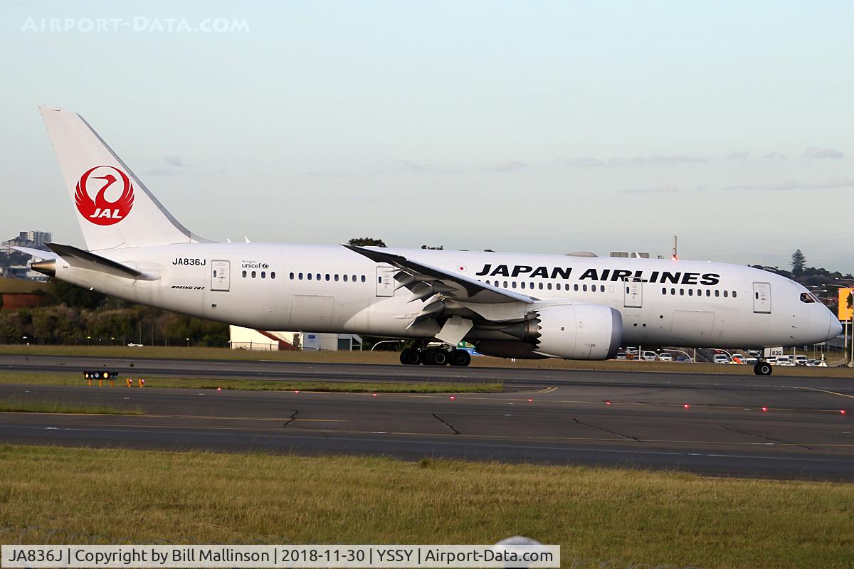 JA836J, 2014 Boeing 787-8 Dreamliner Dreamliner C/N 38135, taxi from 34L