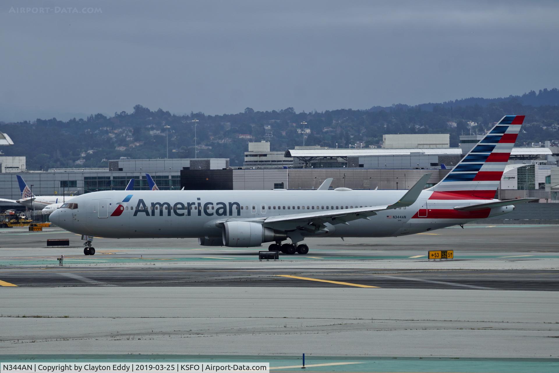 N344AN, 2003 Boeing 767-323 C/N 33083, SFO 2019.