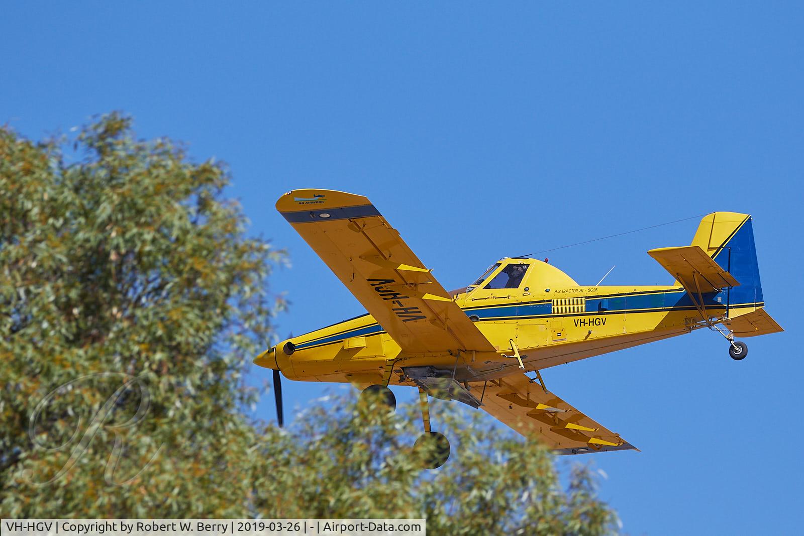 VH-HGV, 1996 Air Tractor Inc AT-502B C/N 502B-0344, Air Tractor at work spreading fertiliser.