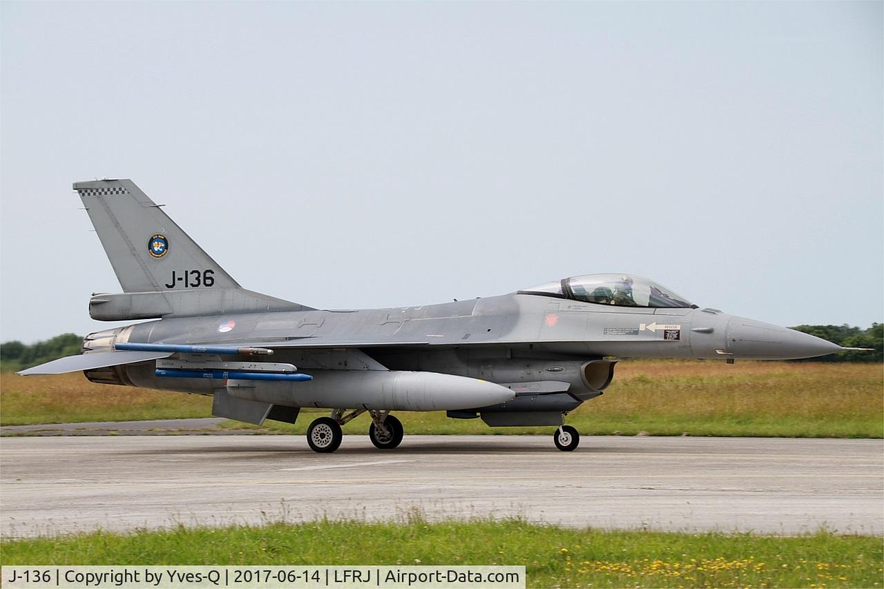 J-136, Fokker F-16AM Fighting Falcon C/N 6D-126, Fokker F-16AM Fighting Falcon, Taxiing to flight line, Landivisiau Naval Air Base (LFRJ) Tiger Meet 2017