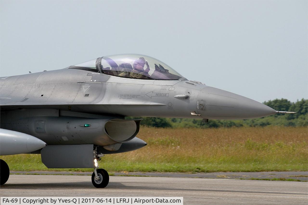 FA-69, 1983 SABCA F-16AM Fighting Falcon C/N 6H-69, SABCA F-16AM Fighting Falcon, Taxiing to flight line, Landivisiau Naval Air Base (LFRJ) Tiger Meet 2017