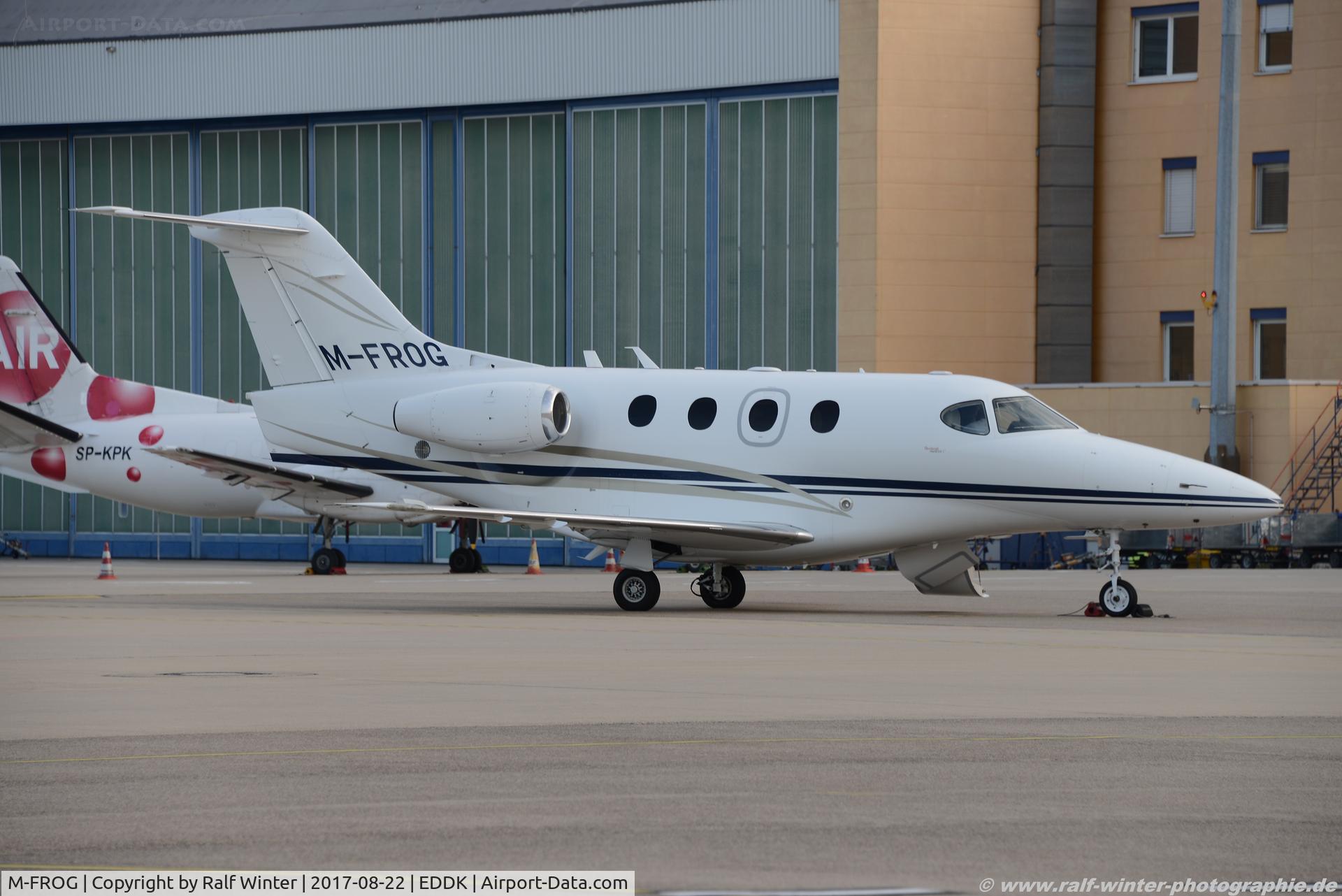 M-FROG, 2006 Raytheon 390 Premier 1A C/N RB-165, Raytheon Aircraft 390 Premier 1 - Private - RB-165 - M-FROG - 22.08.2017 - CGN