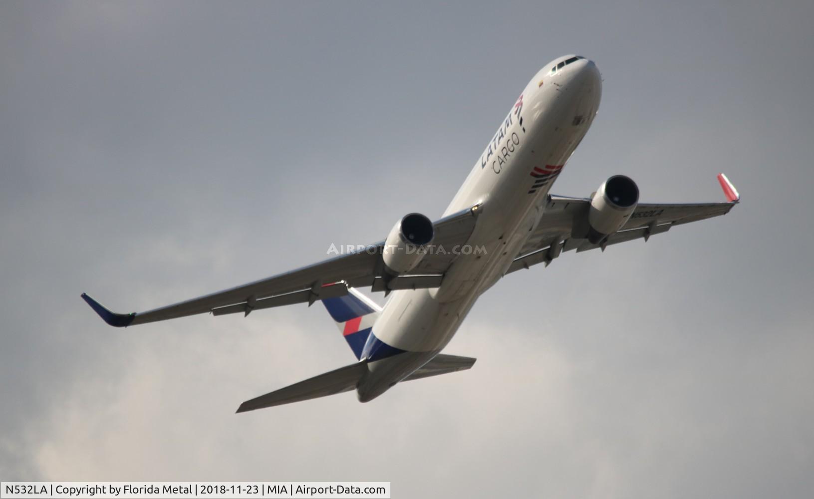 N532LA, 2000 Boeing 767-316F/ER C/N 30780, LATAM Cargo