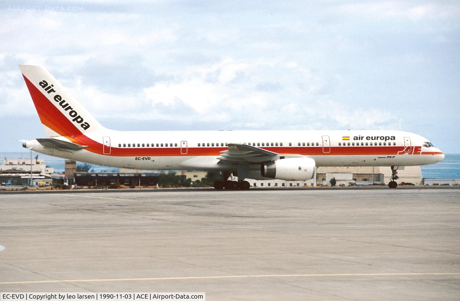 EC-EVD, 1990 Boeing 757-236 C/N 24772, Lanzarote 3.11.1990
