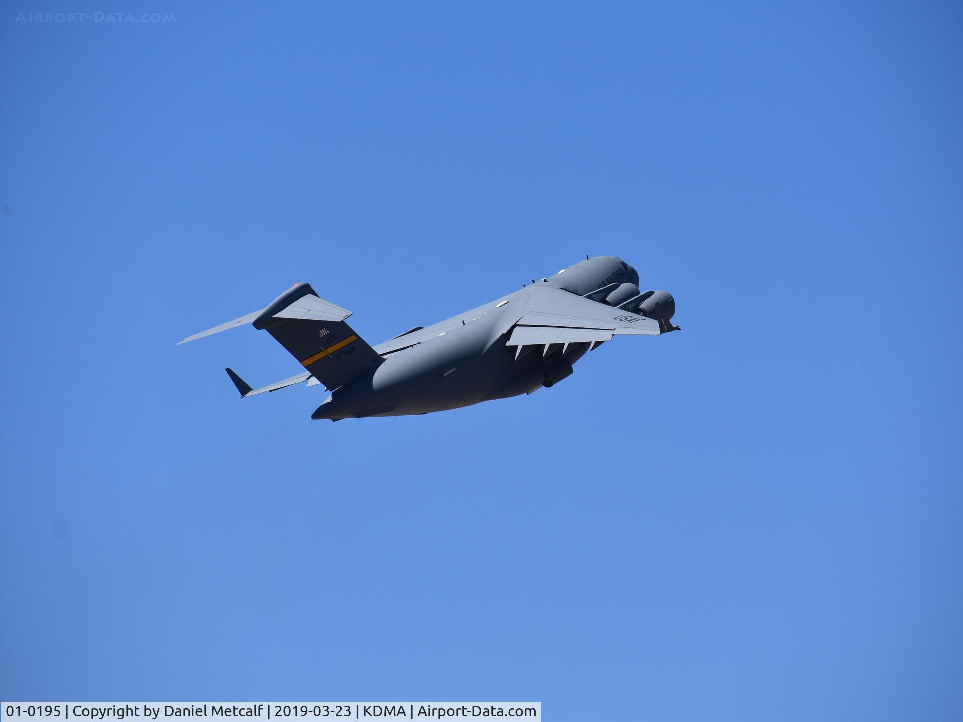 01-0195, 2001 Boeing C-17A Globemaster III C/N P-95, Seen at the Thunder & Lightning Over Arizona Air Show