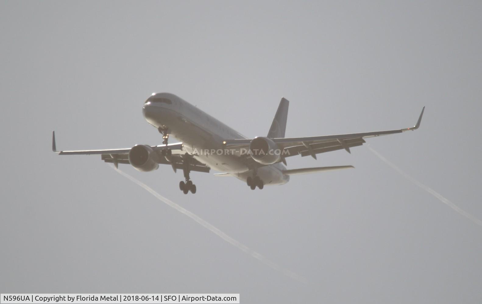 N596UA, 1998 Boeing 757-222 C/N 28749, United