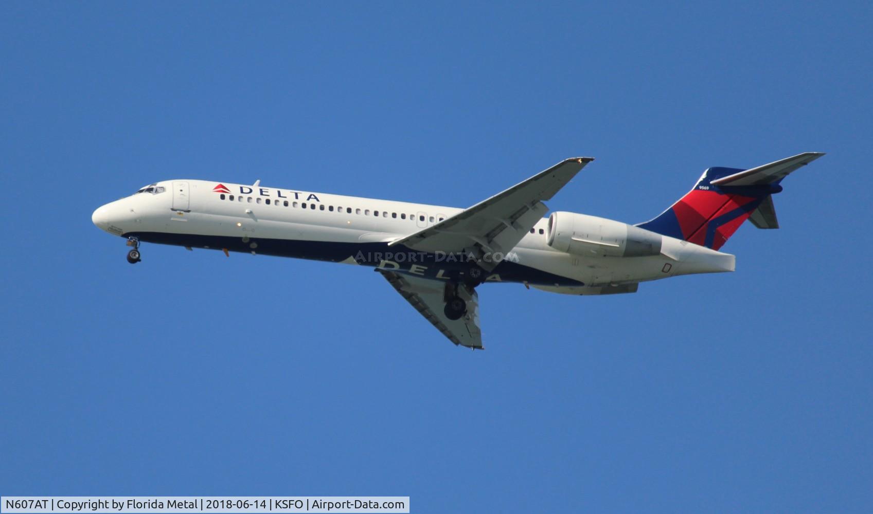 N607AT, 2000 Boeing 717-200 C/N 55074, Delta
