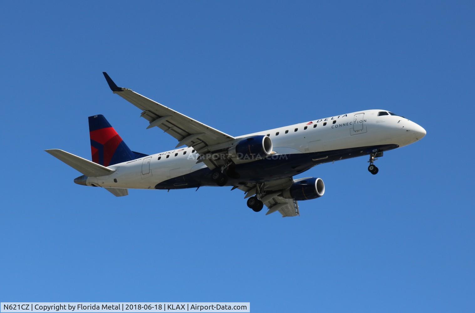 N621CZ, 2008 Embraer 175LR (ERJ-170-200LR) C/N 17000218, Delta Connection