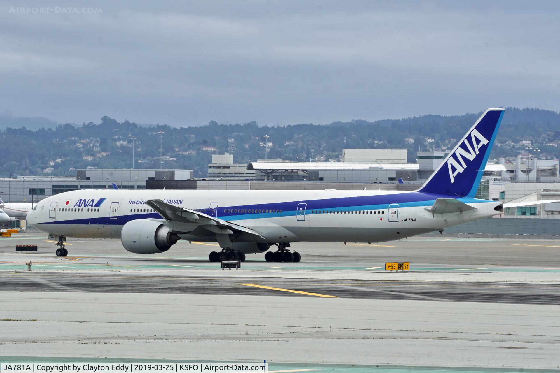 JA781A, 2007 Boeing 777-381/ER C/N 27041, SFO 2019.