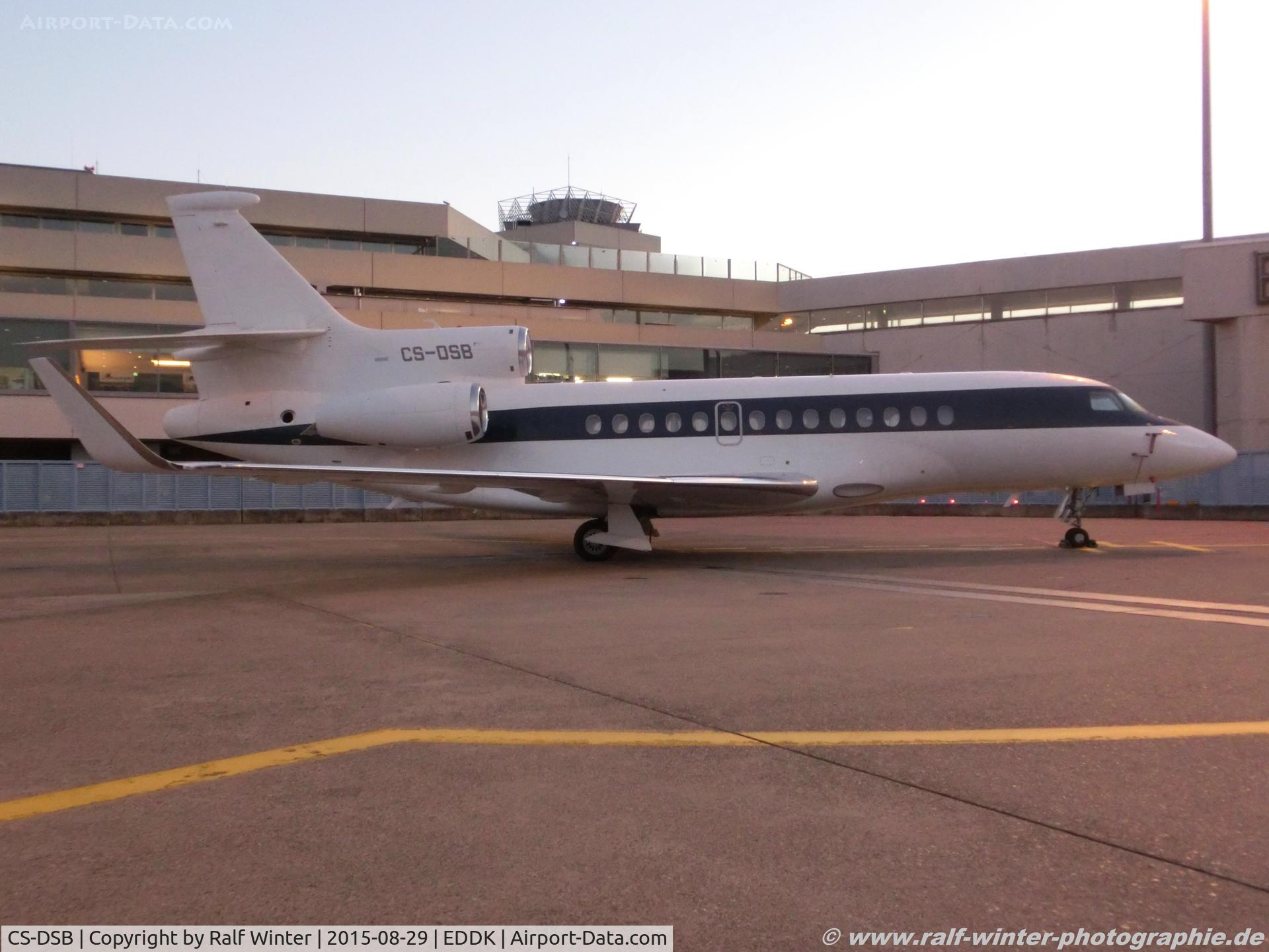 CS-DSB, 2008 Dassault Falcon 7X C/N 43, Dassault Falcon 7X - NJE NetJets Transportes Aereos - 43 - CS-DSB - 29.08.2015 - CGN