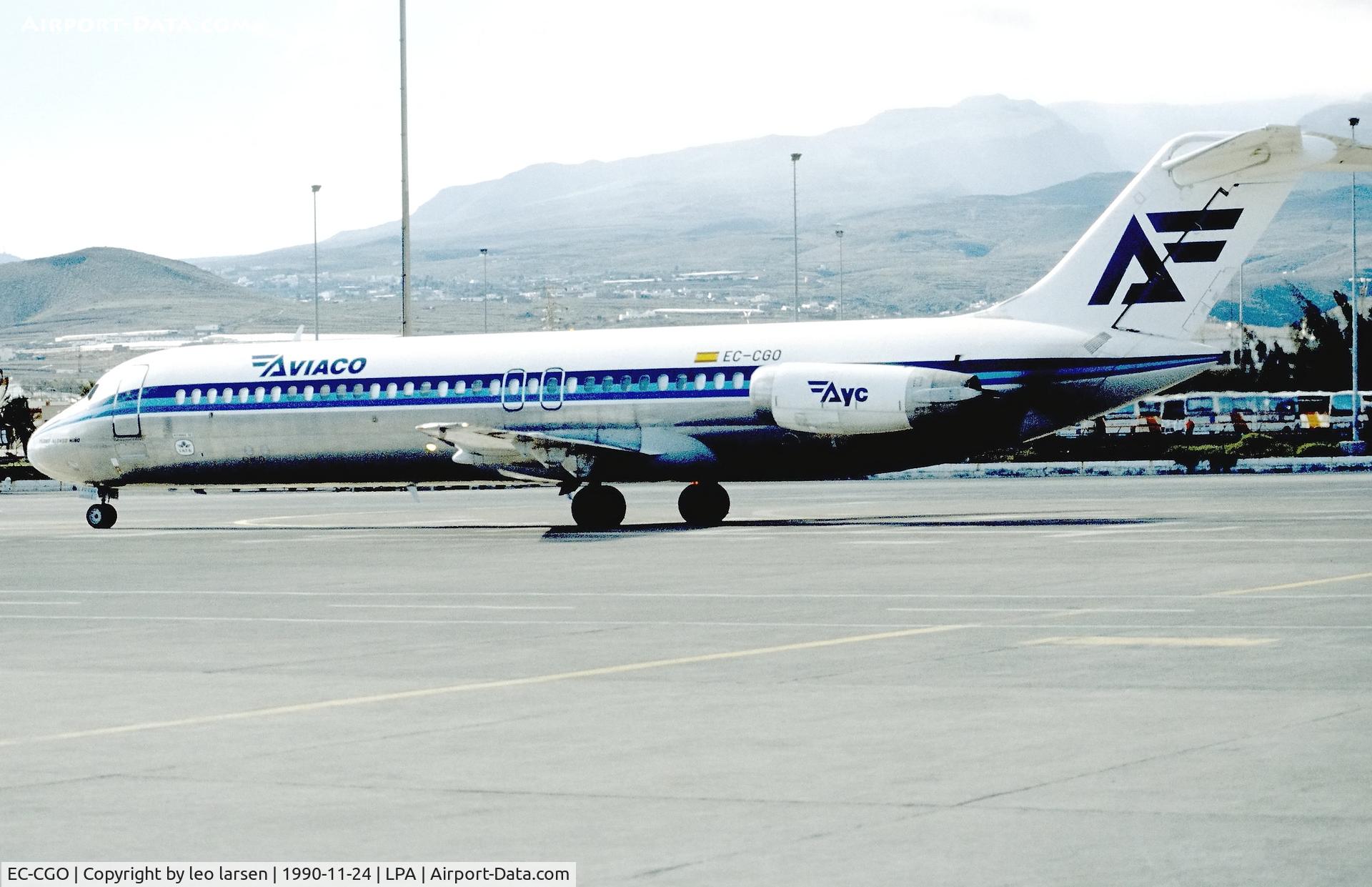 EC-CGO, 1974 McDonnell Douglas DC-9-32 C/N 47640, Las Palmas 24.11.1990