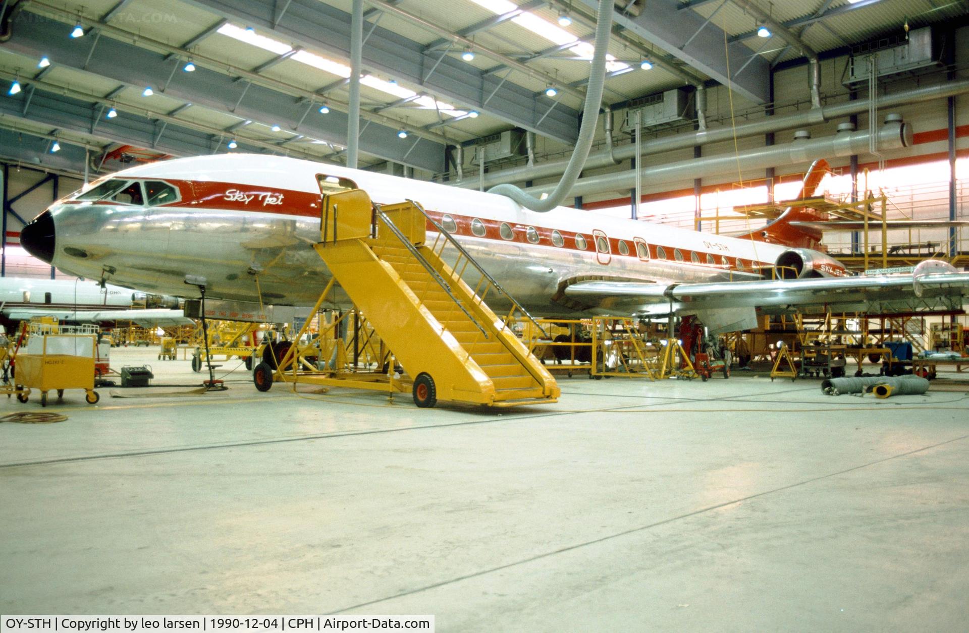 OY-STH, 1969 Sud Aviation SE-210 Caravelle 10B3 Super B C/N 262, Copenhagen 4.12.1990