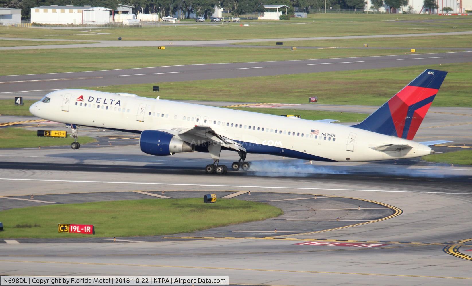N698DL, 1999 Boeing 757-232 C/N 29911, Delta
