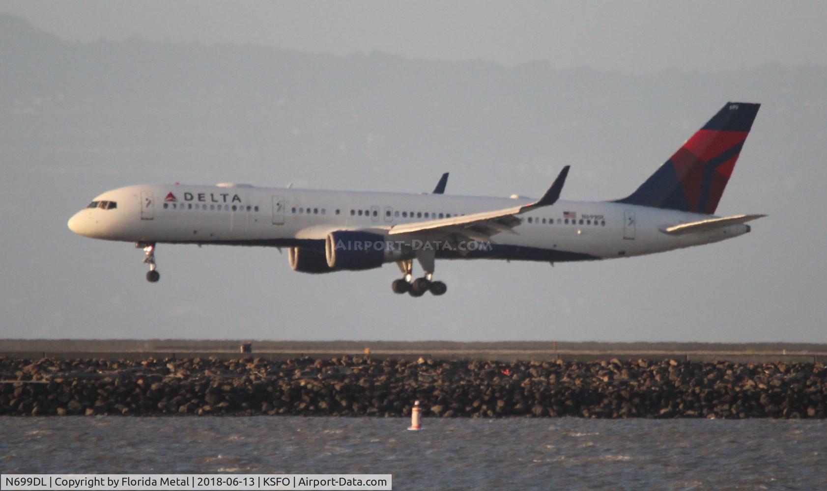 N699DL, 1999 Boeing 757-232 C/N 29970, Delta